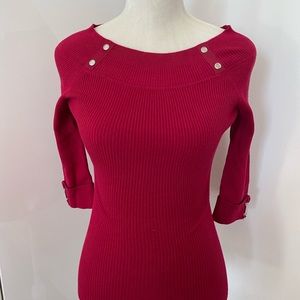 White House Black Market -xs raspberry top